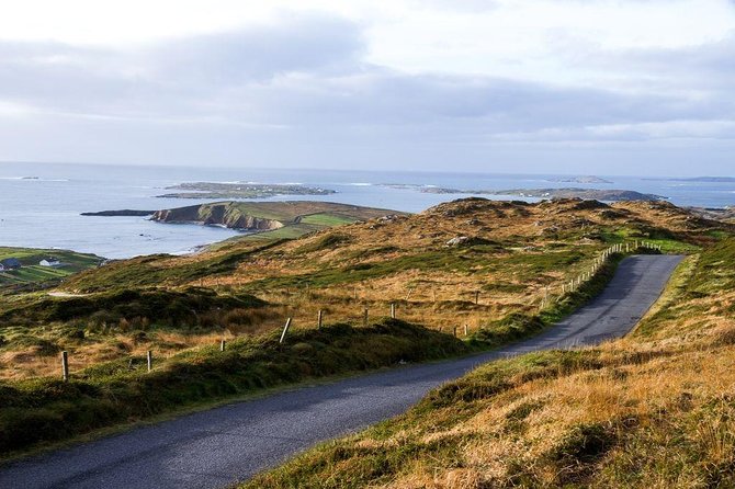 Sustainable Connemara and Galway Bay Rail Tour from Dublin - Kylemore Abbey and Its Romantic Lakeside Setting