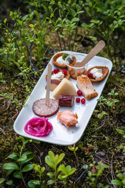 Swedish Lapland: Taste & Tales of Sápmi - Starting Point at the Old Reindeer Corral in Liehittäjä