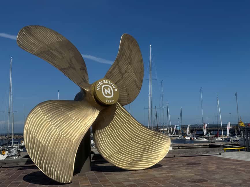 Tallinn: Explore Local Life Tour - Discover Mustamäe’s Soviet-Era Architecture and Urban Planning