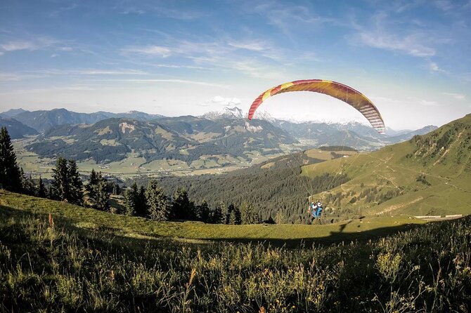Tandem Paragliding St. Johann in Tyrol - The Experience of Flying in the Austrian Alps