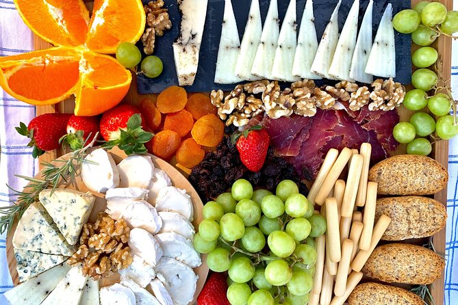 Tapas in the vineyards - The Scenic Utiel-Requena Vineyards