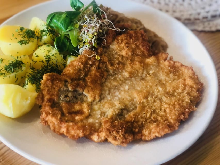 Taste of Poland - Old Town food tour and guided walk in one - Starting at the Monument of Professor Zachwatowicz