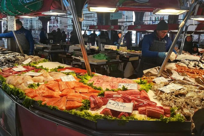 Tasty Street Food Tour of Venice City Center with Cicchetti & Local Specialties - Venice’s Iconic Bridges and Main Squares