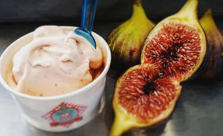 Tavira City & Ice Cream - Visiting Tavira Castle and the Local Church