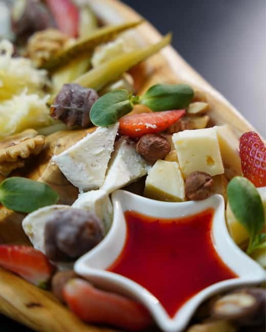 TBILISI: Authentic Georgian Cheese Tasting Experience - Location and Setting of this Cheese Tasting Tour