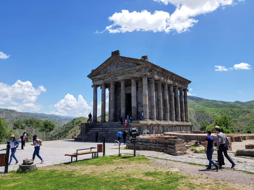 Tbilisi: Private 2 or 3-Day Armenia Tour to Yerevan & Lunch - Exploring Yerevan’s Old Town and Cultural Scene