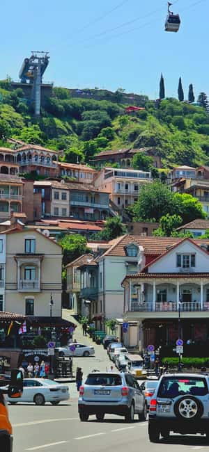 Tbilisi: Private Old Town & Sololaki Walking Tour with Lunch - Exploring Betlemi Quarter and Its Historic Churches