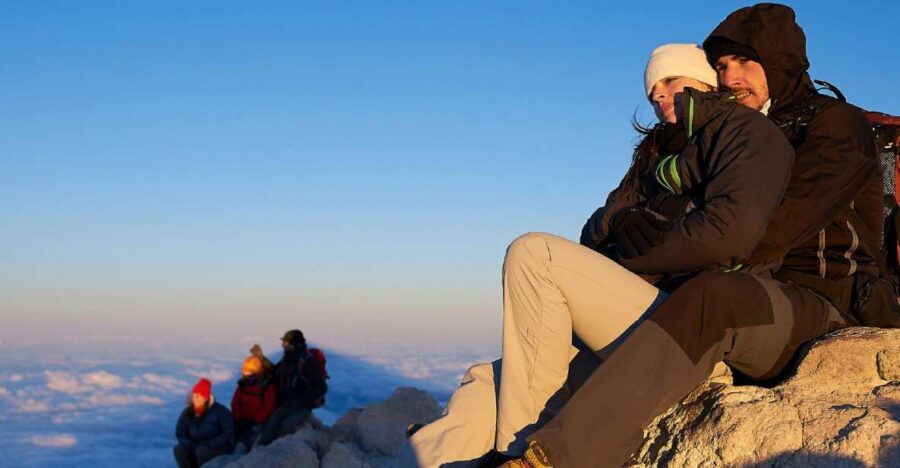 Tenerife: Mount Teide Sunset and Stars Tour with Cable Car - Watching the Sunset at Pico Viejio and La Gomera