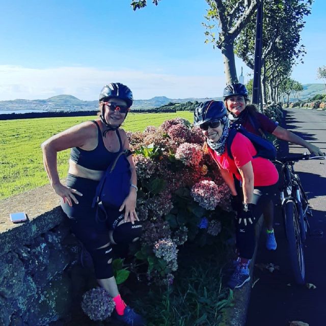 Terceira Island : Eletric Bike Tour Praia da Vitória - Exploring Praia Vitória’s Green Areas and Picnics