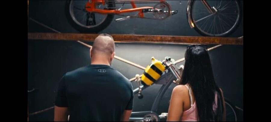 Teror: Visit to Art on Wheels Gallery - The Significance of Recycling in the Art on Wheels Exhibition