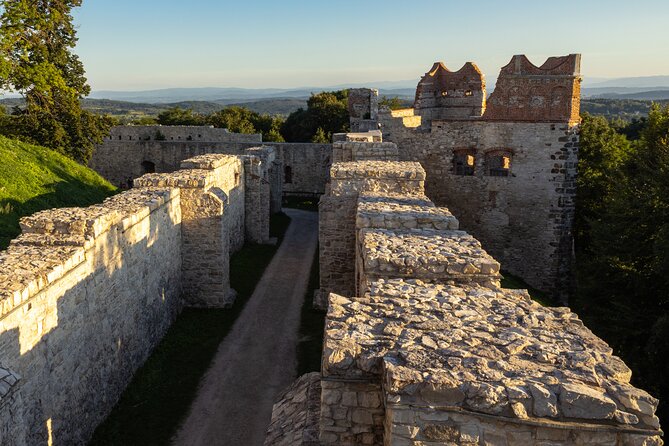 The 3 Largest Eagles' Nests Castles, Full-Day Tour from Krakow - Olsztyn Castle: The Most Recently Excavated Castle Ruin