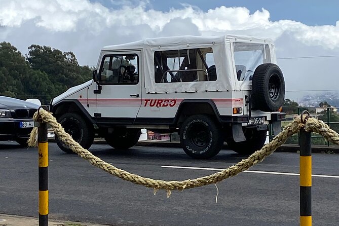 The amazing Pico do arieiro sunrise, sky walk and fishing village - Traditional Fishing Village of Câmara de Lobos