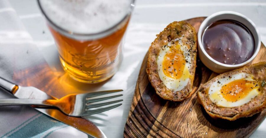 The Authentic Walking Tour with Indian Tasting Meal - Starting at Shakespeare Globe near Bankside