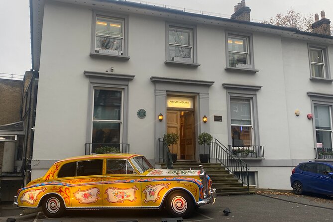 The Beatles London walking tour - The Iconic Abbey Road Experience