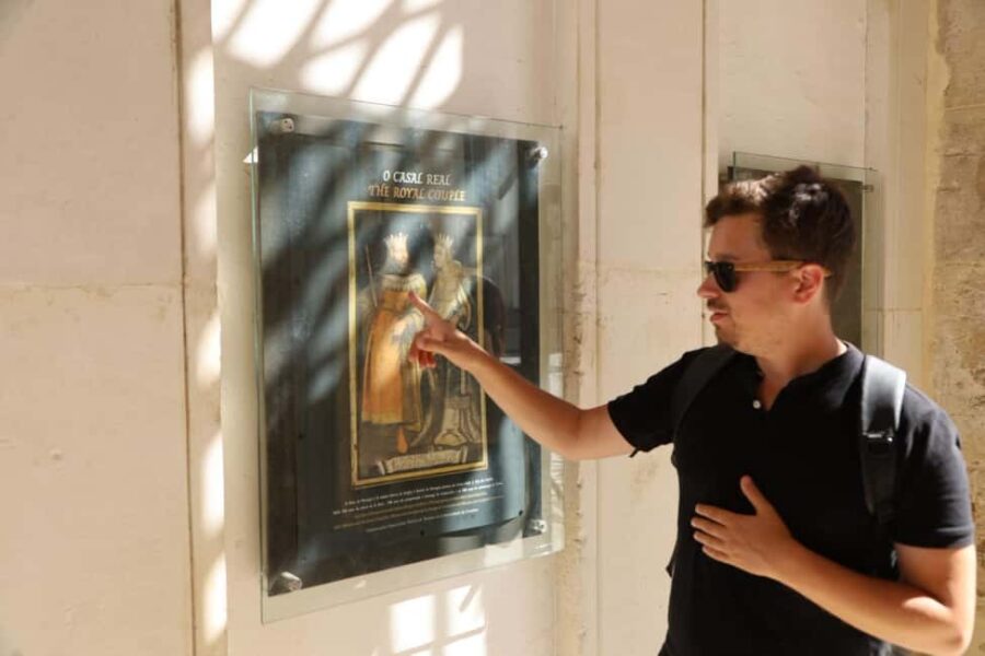 The Beautiful Story of Coimbra:Guided Tour/ Tastings&Tickets - Starting at Dom Dinis: The Meeting Point in Coimbra