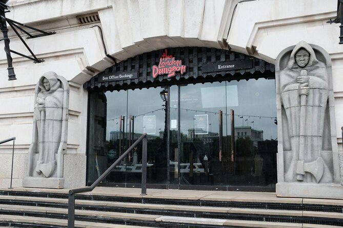 The Best Harry Potter Tour & The London Dungeons - Exploring the Mysterious Charm of Goodwin’s Court