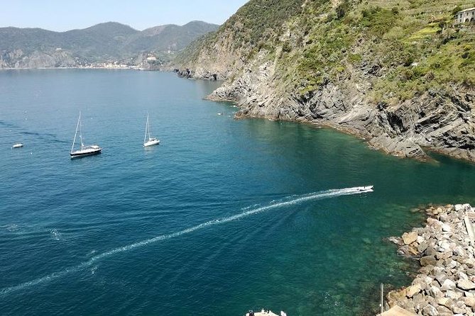 The Best of Cinque Terre Small Group Tour from Lucca - Visiting Monterosso al Mare: Italy’s Largest Fishing Village