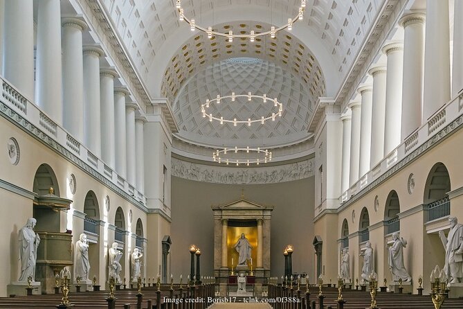 The Best of Copenhagen: Private Half-Day Highlights Walking Tour - Visiting Christiansborg Palace: The Heart of Danish Politics