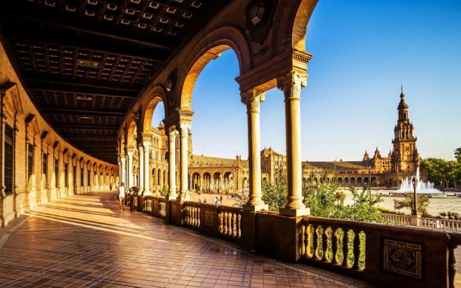 The Best of Seville: Private 2,5 Hour Walking Tour - The Charm of Santa Cruz Neighborhood