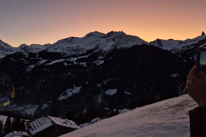 The best Sunset hike with Cheese Fondue - Starting Point and Scenic Location in Wengen