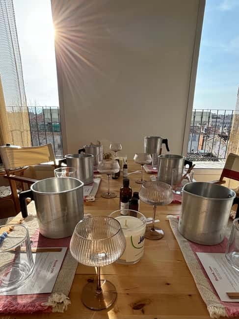 The Candle & Wine Pairing Workshop - Exploring the Charm of Longchamp in Marseille