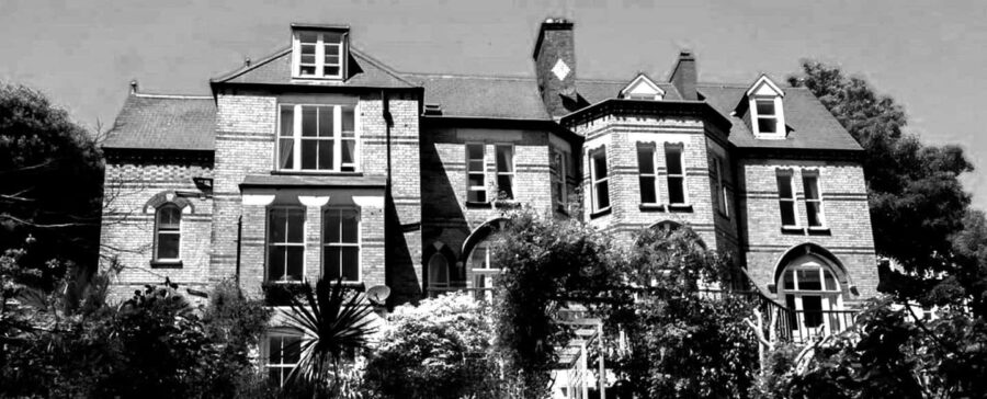 The Devonian's Haunted Heritage Paranormal night event - Exploring the Victorian Haunted House