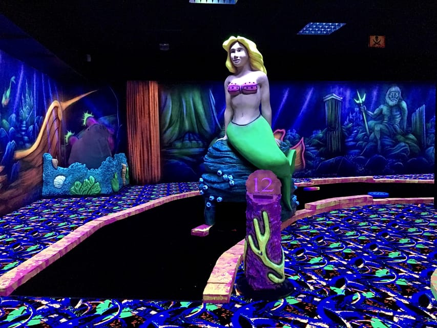 The Hague: Glowgolf Glow in the Dark Indoor Minigolf - Accessibility and Location Details