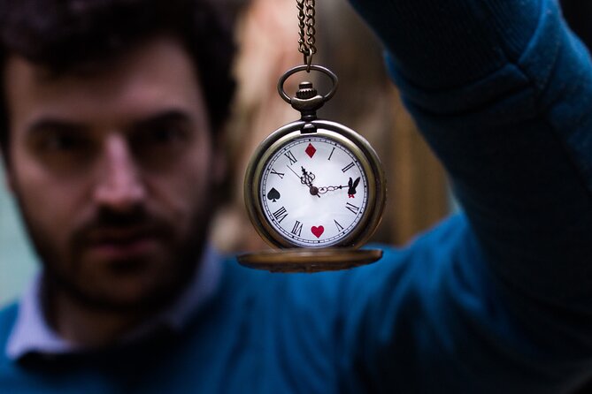 The Hunt for the Cheshire Cat by HiddenCity - Exploring Lesser-Known London Landmarks and Hidden Gems