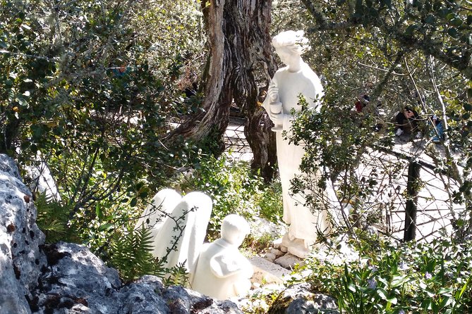 The Magnetism of Fatima - Discovering the Basilica of the Holy Trinity and Parish Church