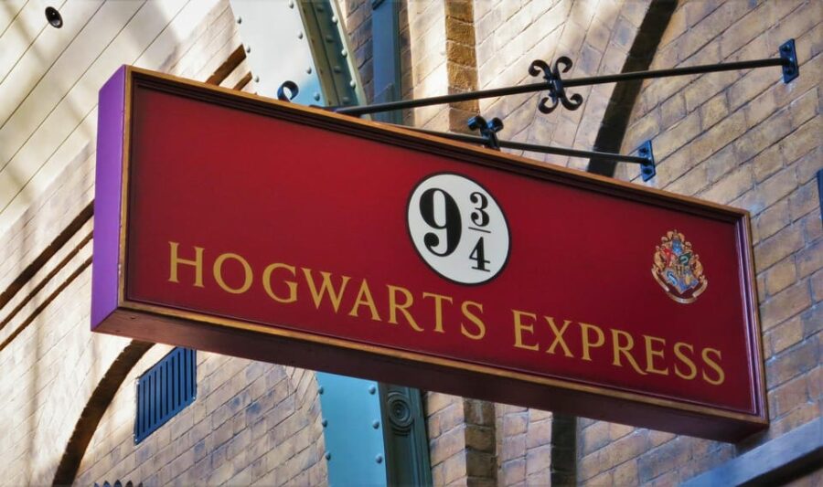 The most complete and exclusive Harry Potter tour in London. - Exploring London’s Key Harry Potter Film Locations