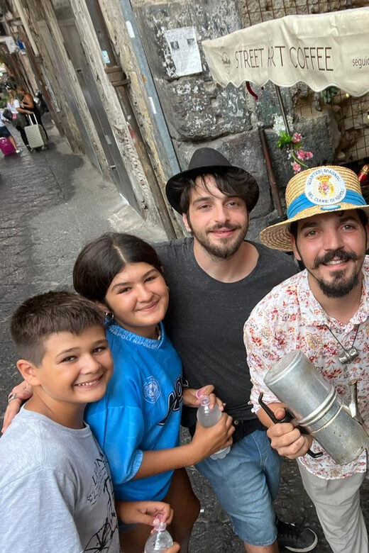 The Neapolitan People, culture, history and folklore - Starting Point and End of the Tour in Naples