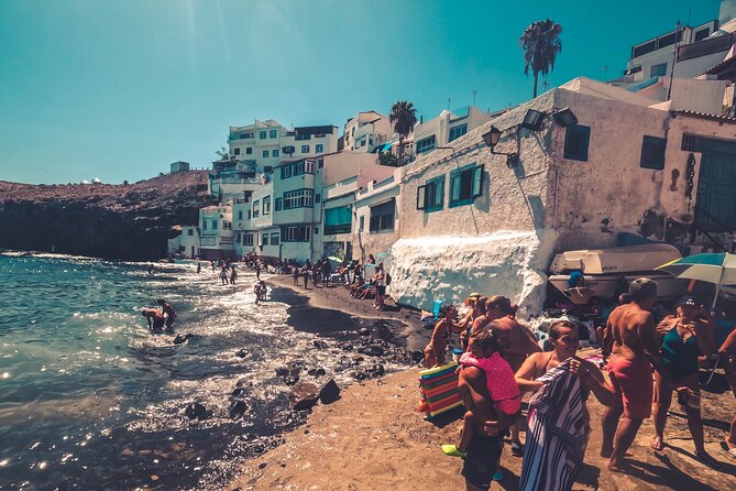 The Red Canyon Tour - Small Group Trip with Local Food Tasting - Discovering La Fortaleza de Ansite’s Historic Significance