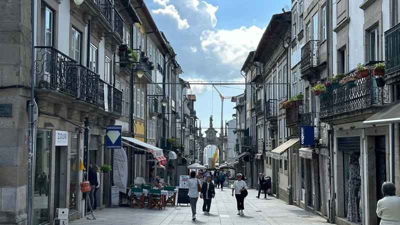 The Soul of Braga: Cathedrals, Palaces and Sanctuaries - Discover Braga’s Roman Roots at Alto da Cividade
