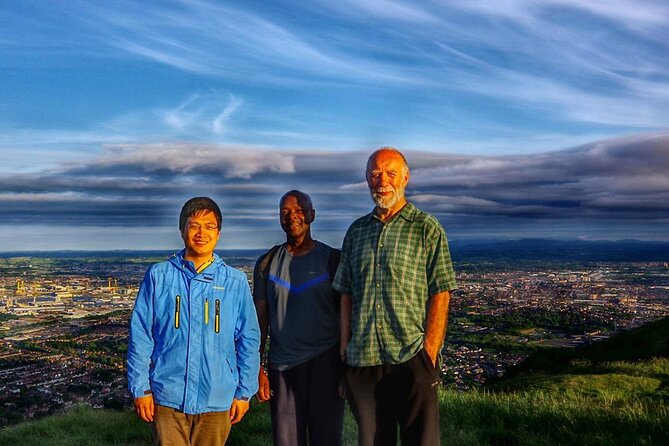 The Story of Belfast walking tour with a local guide - Discovering Belfast’s Religious and Revolutionary Roots