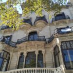The Story of Gaudi and Modernism Private Walking Tour - Key Points