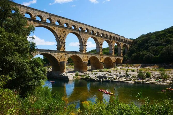 The story of Pont du Gard - Traveling from Avignon to Nîmes and the Roman Monuments