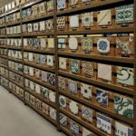 The story of Porto behind its tiles - Starting at the Chapel of Souls in Santa Catarina Street