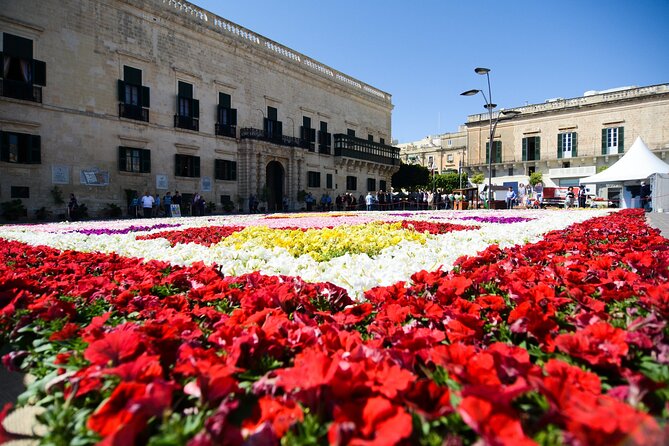 The Valletta Street Food and Culture Walking Tour - Tasting Local Flavors at Merchant Street Market