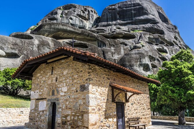 Thessaloniki: 2-Day Meteora Trip with Guided Tours and Hotel - From Thessaloniki to the UNESCO World Heritage Site of Meteora