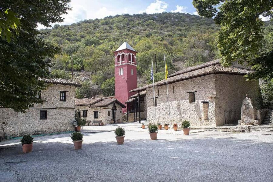 Thessaloniki: Kastoria, Monastery & Dragon's Cave Full Day - Starting Point and Transportation Details