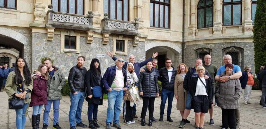 Three Castles in Transylvania Day Trip from Bucharest - Peles Castle: Romanian Royalty and Architectural Wonder