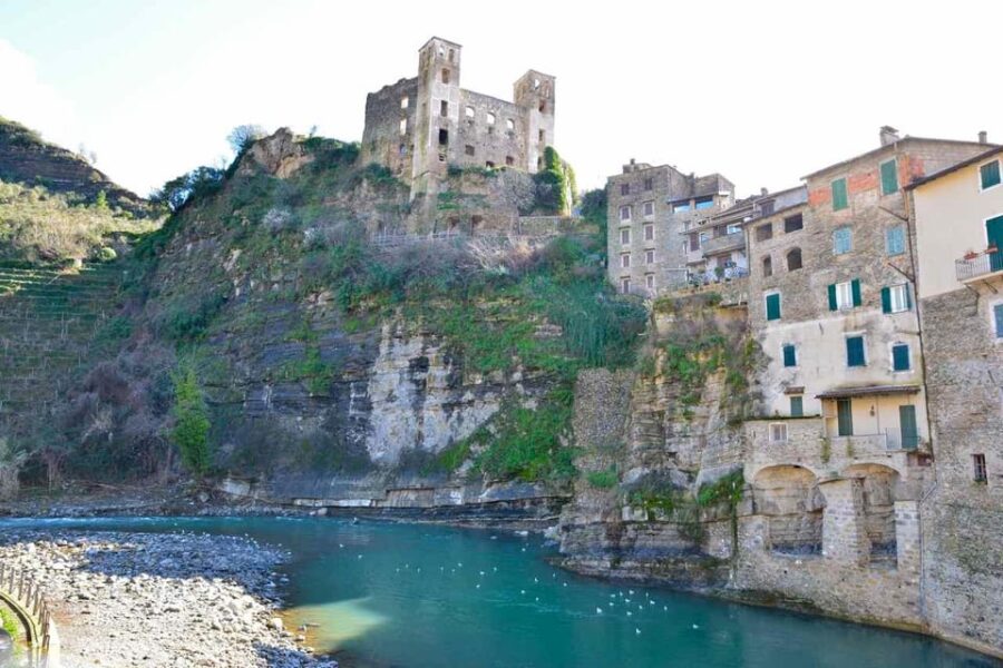 Three Countries on the Riviera in one day ! - Starting in Italy: Dolceacquas Medieval Charm