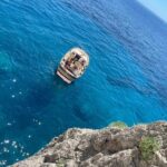 Three Hour Private Guided Tour of Capri with a luxury Gozzo cabin cruiser - The Luxurious Gozzo Cabin Cruiser: Comfort and Style