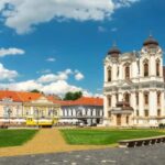 Timioara Highlights - Walking Tour - Exploring Liberty Square and Its Ottoman Roots