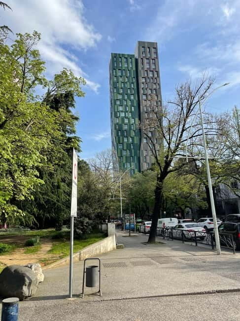 Tirana: City Walking Tour with Local Guide - Exploring Skanderbeg Square and Its Surroundings