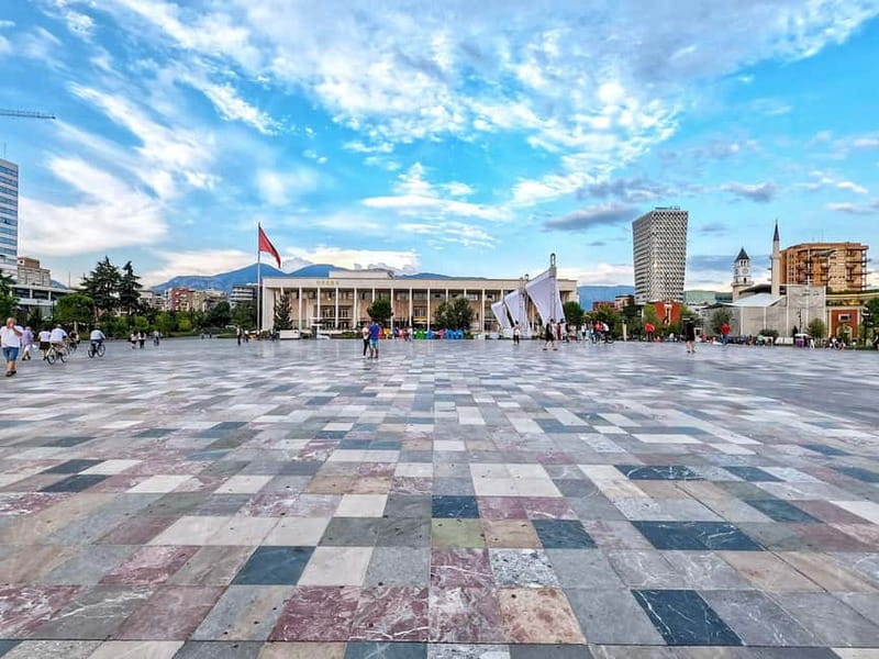 Tirana & Durres: 2 city tours - 1 day - Exploring the Ancient Roman Amphitheater