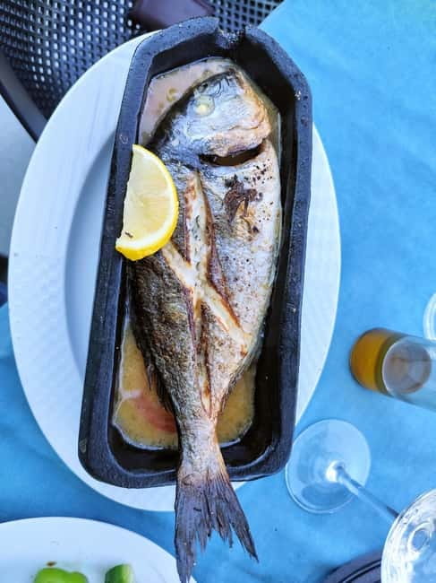 Tirana to Shkoder by Eden: Private day trip - Visiting Rozafa Castle: An Iconic Fortress