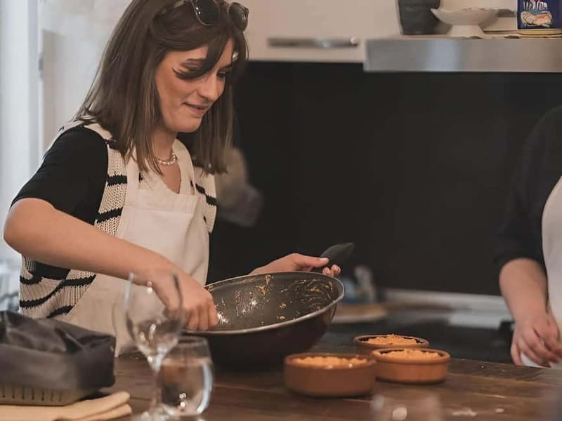 Tirana: Traditional Cooking Class with Wine & Raki Tasting - Key Points