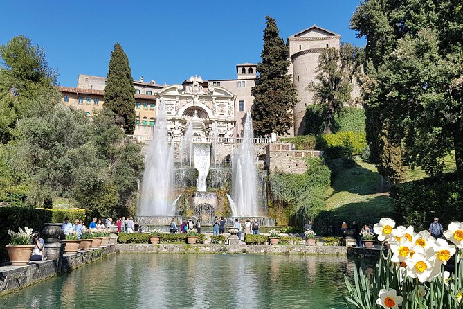 Tivoli Villas Full Day Trip From Rome with Lunch - Efficient Transportation and Group Size