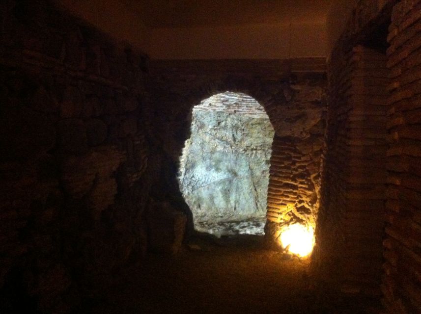 Toledo: Ancient Underground City Tour in Spanish - The Meeting Point at N°7: Easy to Find and Convenient